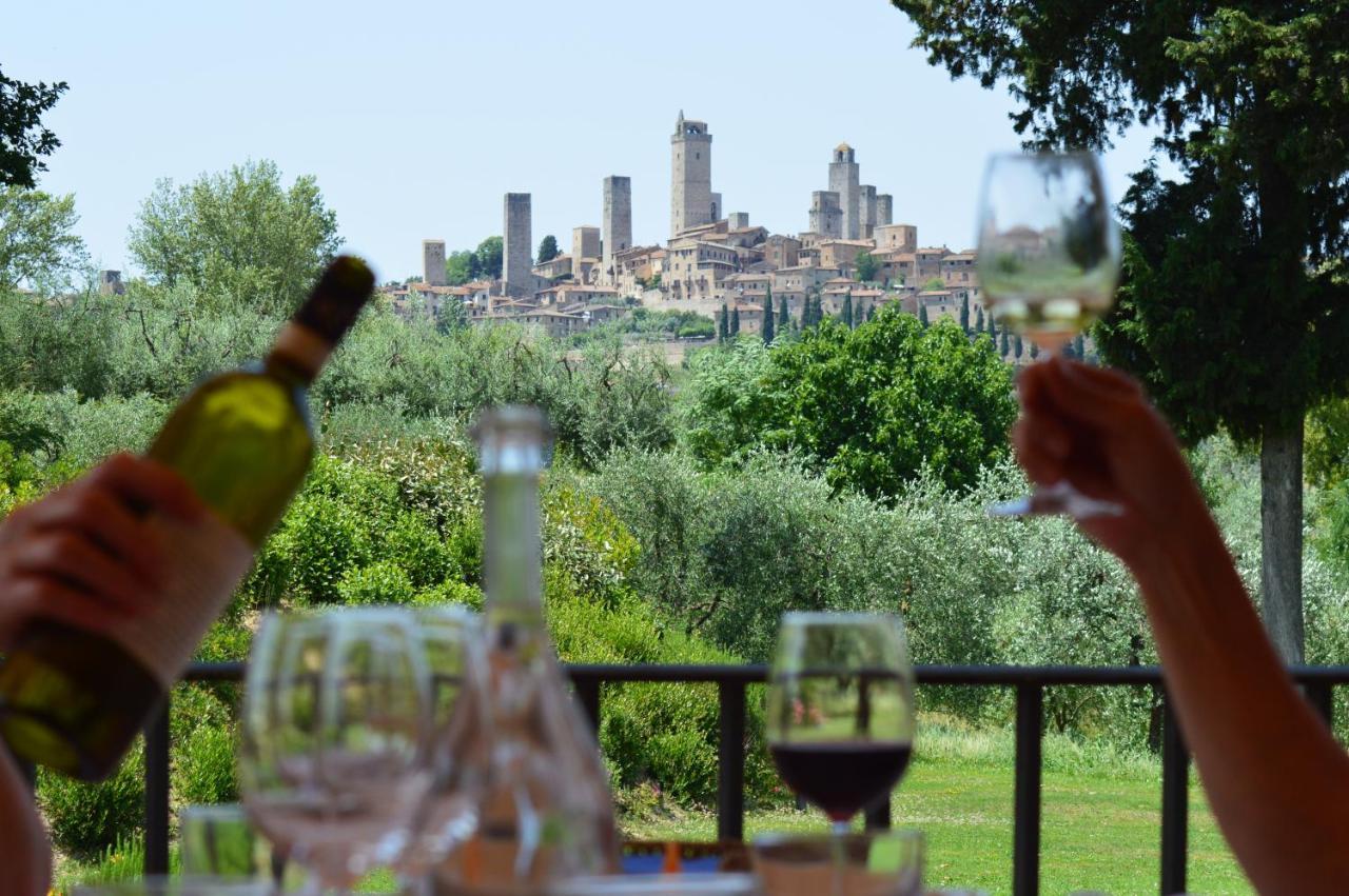 Tenuta Guardastelle - Agriturismo And Vineyard Сан-Джиминьяно Экстерьер фото