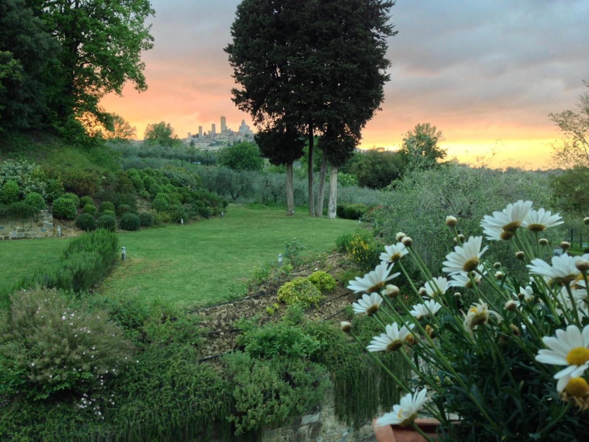 Tenuta Guardastelle - Agriturismo And Vineyard Сан-Джиминьяно Экстерьер фото